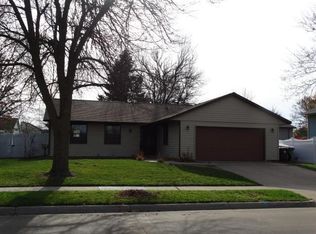 1214 Redwood St, Onalaska, WI 54650