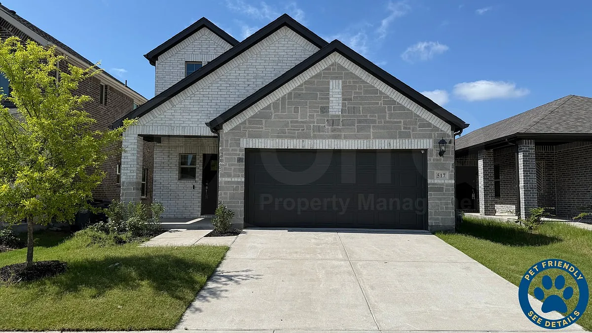 4 bed, 3.0 bath, 1981 sqft, $2,350 — Photo 1