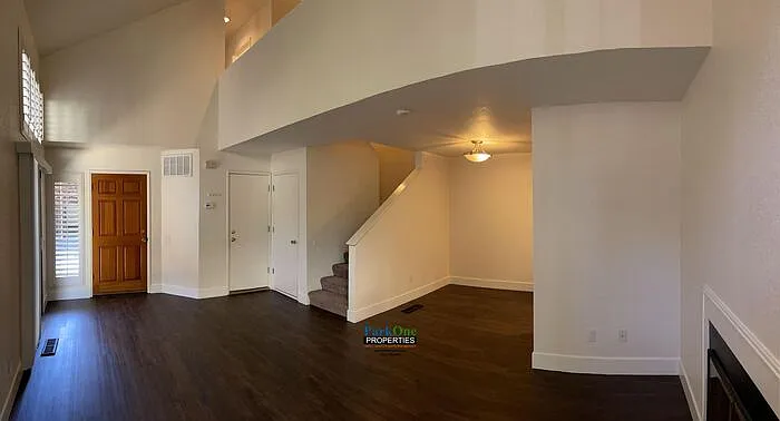 905 Colina Ct — Photo 9