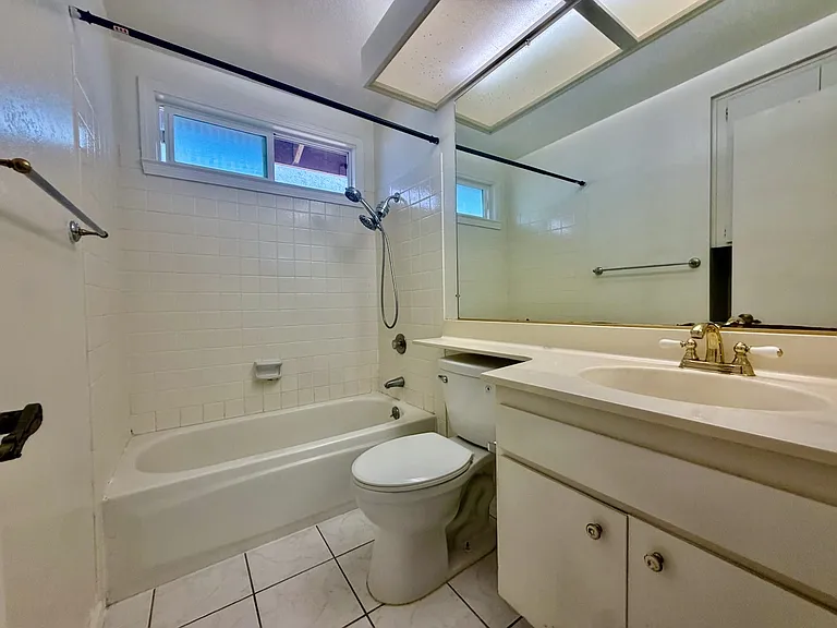 821 Saint Lucia Ct — Photo 13