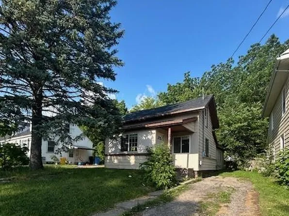 1318 Massachusetts Ave, Lansing, MI 48906