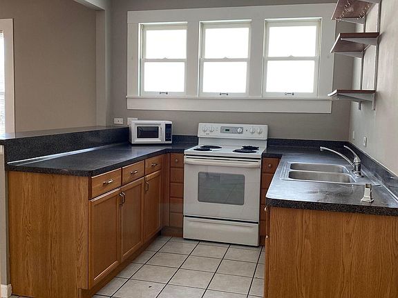 5th image of 716 E Grayson St APT 2