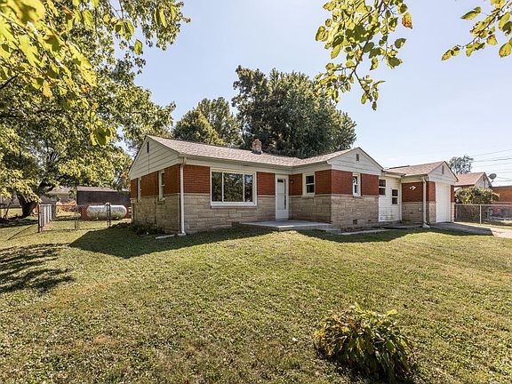 2nd image of 1717 Sullivan Dr