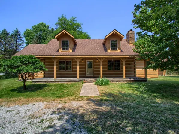 30 Comanche Dr, Sardinia, OH 45171