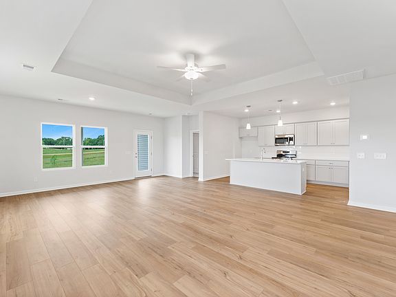 4th image of 5010 Radley Rd