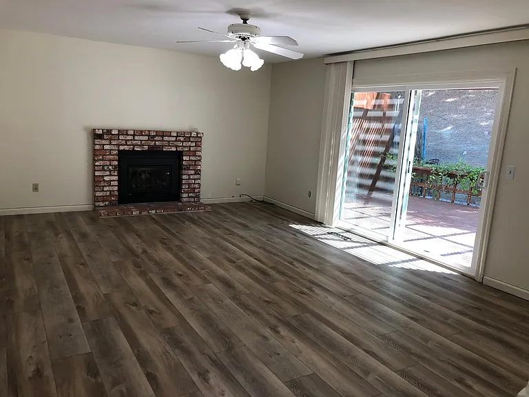 Dove Ct — Photo 9
