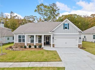 348 Cherokee Dr, Waleska, GA 30183