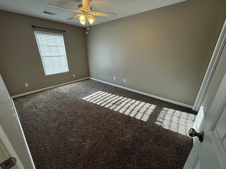 75 Walker Ct — Photo 20