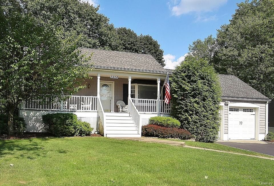 1st image of 3808 Eleanor Dr