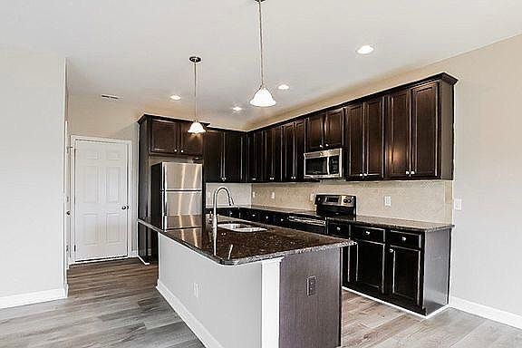 4th image of 246 E Webber Ln #5