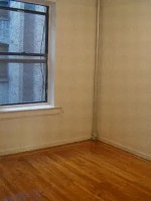 Rented by DSA Realty Midtown West | media 39