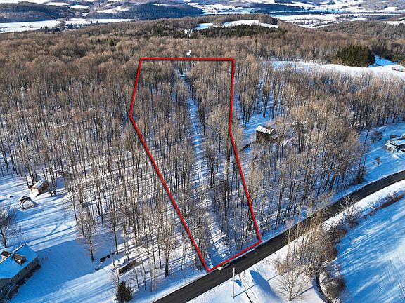 3rd image of 3095 Johnny Cake Hill Road