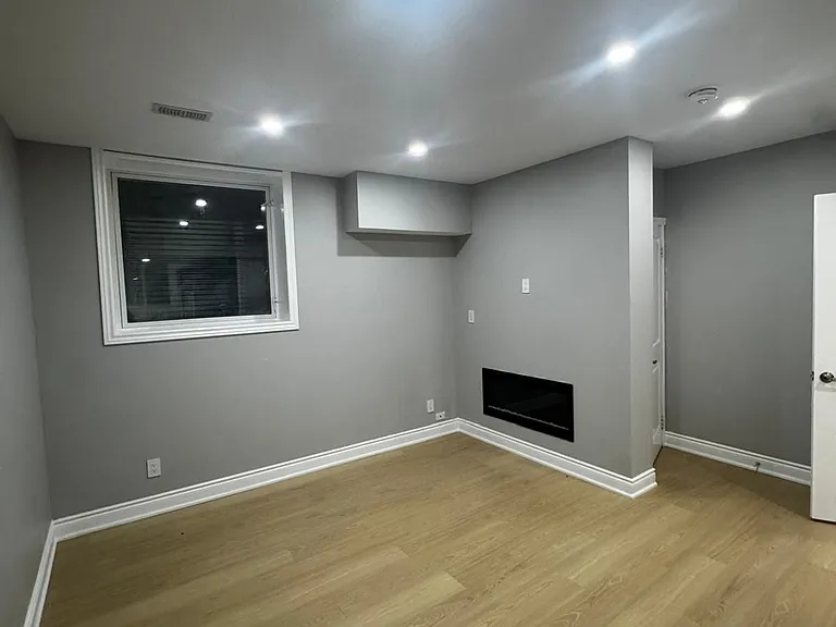 163 Freure Dr #BASEMENT — Photo 3