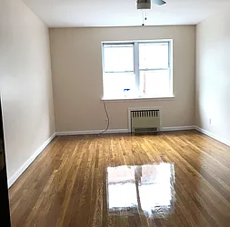 Rented by Zikos Realty Services