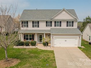108 Ashton Bluff Cir, Mount Holly, NC 28120
