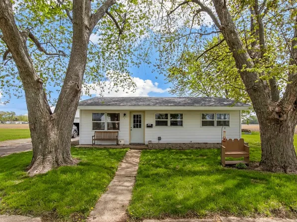 2211 Canal St, Rock Falls, IL 61071