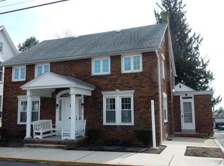 4 E Carpenter Ave, Myerstown, PA 17067