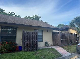 110 Gate Rd #2-64, Hollywood, FL 33024