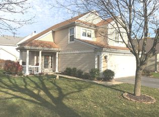 1150 S Lancaster Cir, South Elgin, IL 60177