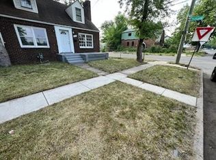 15517 Lesure St, Detroit, MI 48227