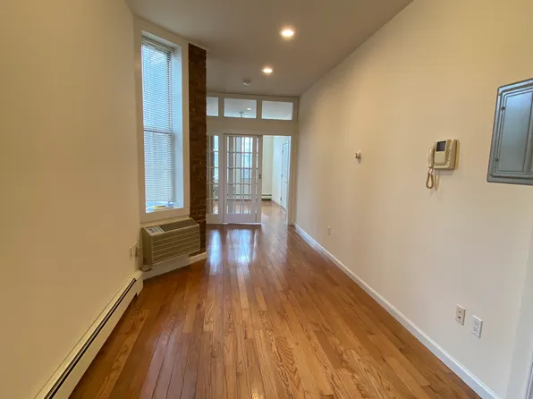 22-03 25th Road image 17 of 31