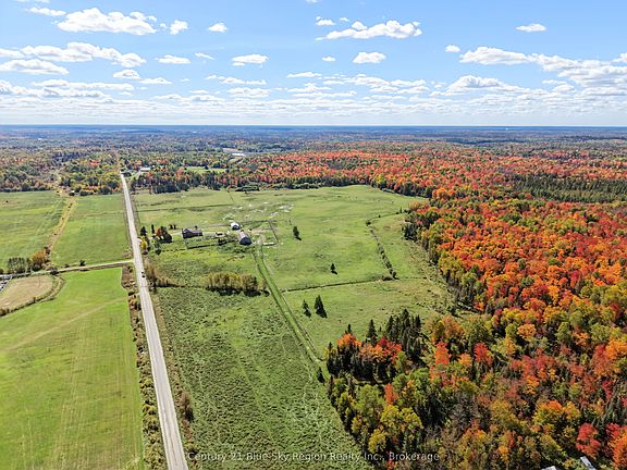 2nd image of 1383 Rabbit Trail Rd