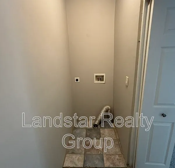 2127 Grinstead Dr #1 — Photo 30