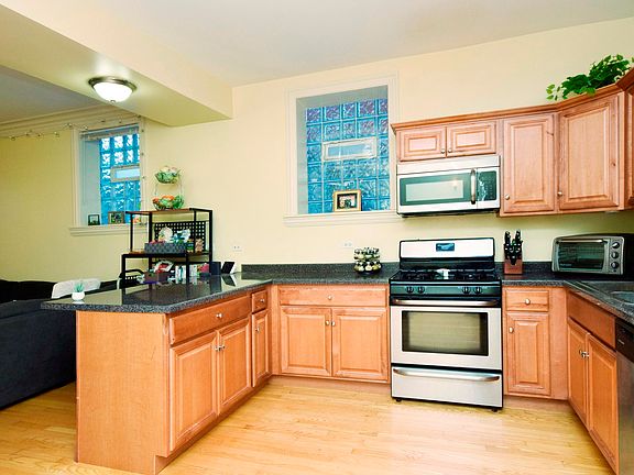 5th image of 5444 N Campbell Avenue #G