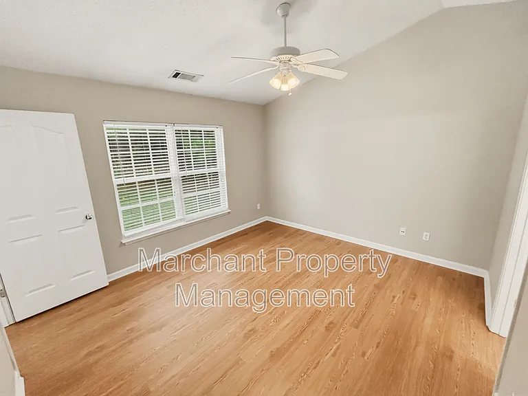 776 Waterbrook Ln — Photo 25