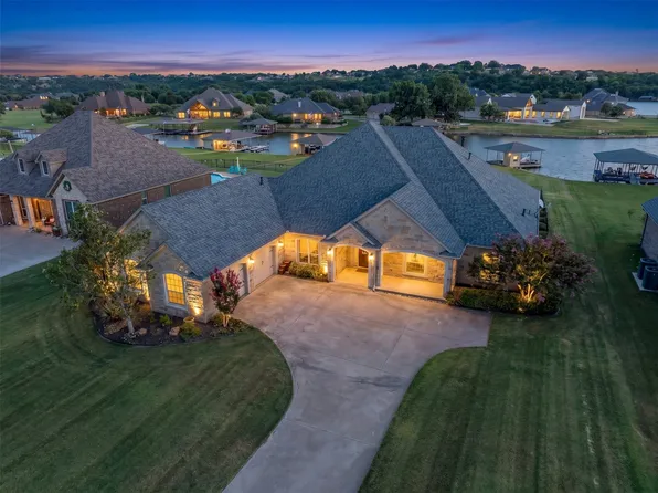 2009 Canaveral Ct, Granbury, TX 76048