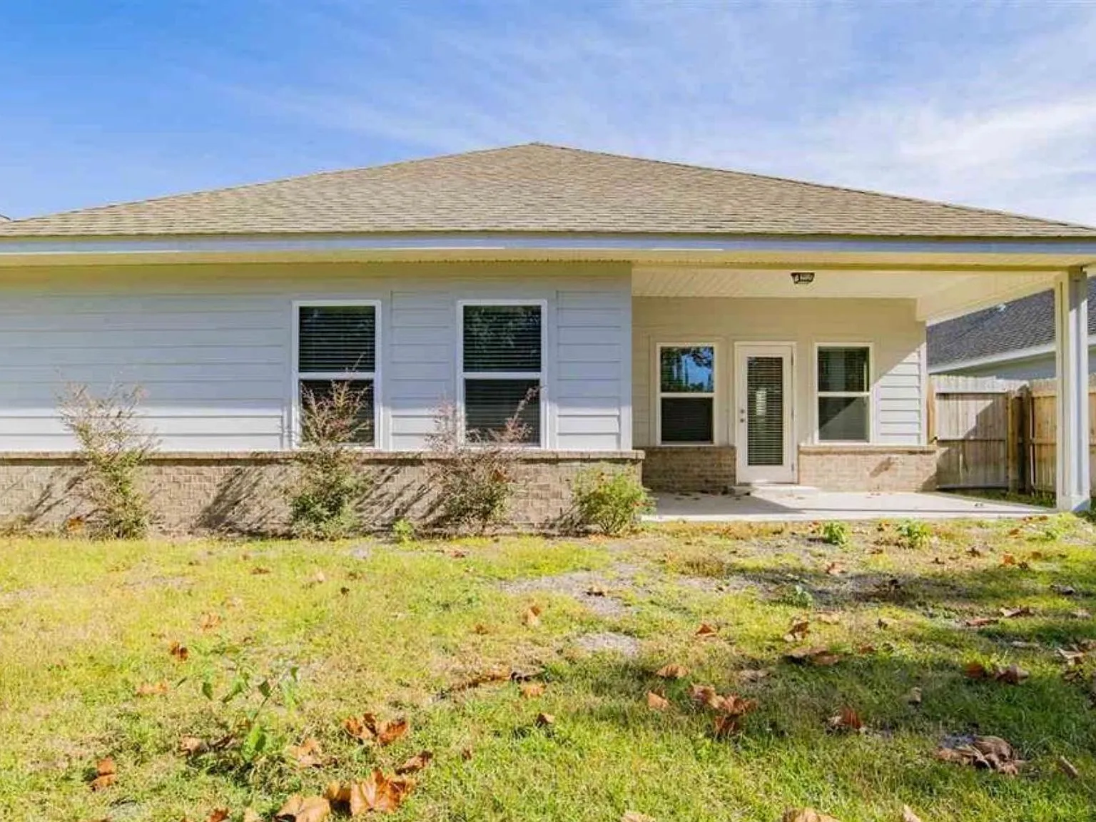 4 bed, 1948 sqft, $3,400 — Photo 3
