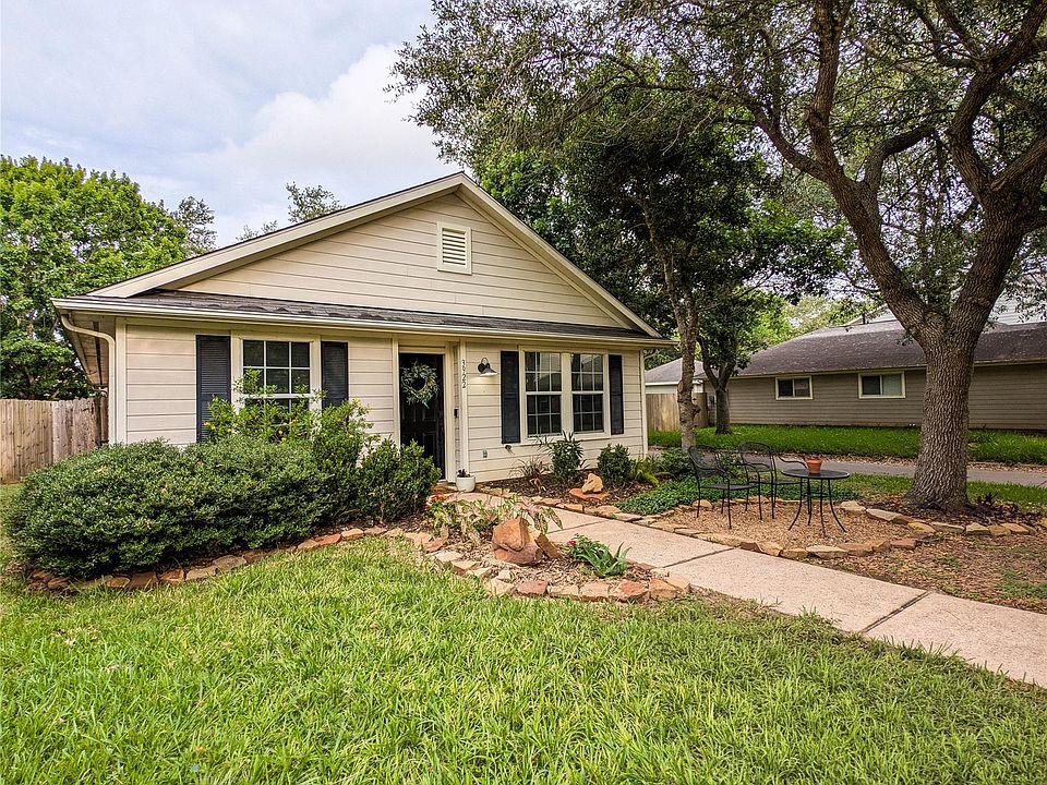 1st image of 3922 Federal Ln