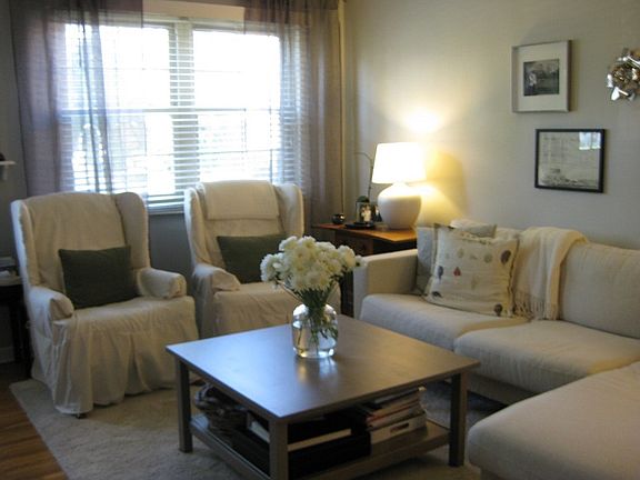 4th image of 1824 Northwest Ct APT C