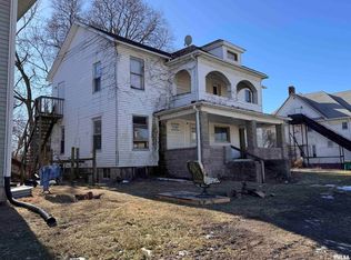 309 W Adams St, Macomb, IL 61455