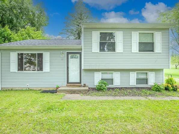 50 Lilac Ct E, Mansfield, OH 44907