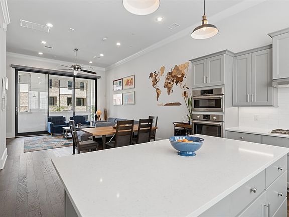 5th image of 625 Dalton Ln