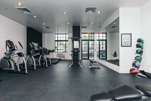 Rented by Nooklyn NYC LLC | media 17