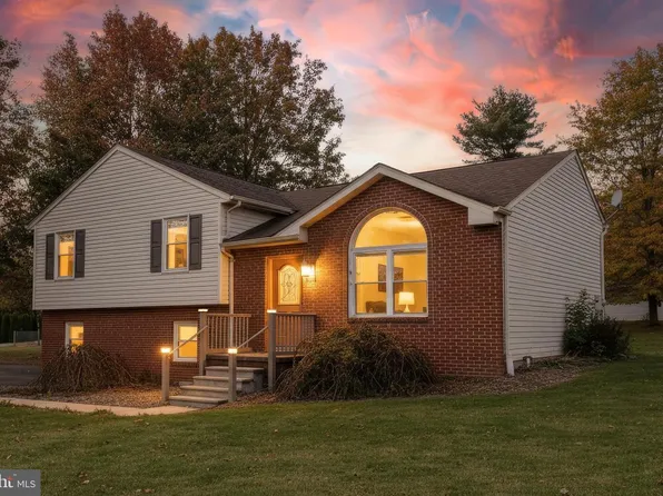 42 Pemberton Dr, East Berlin, PA 17316