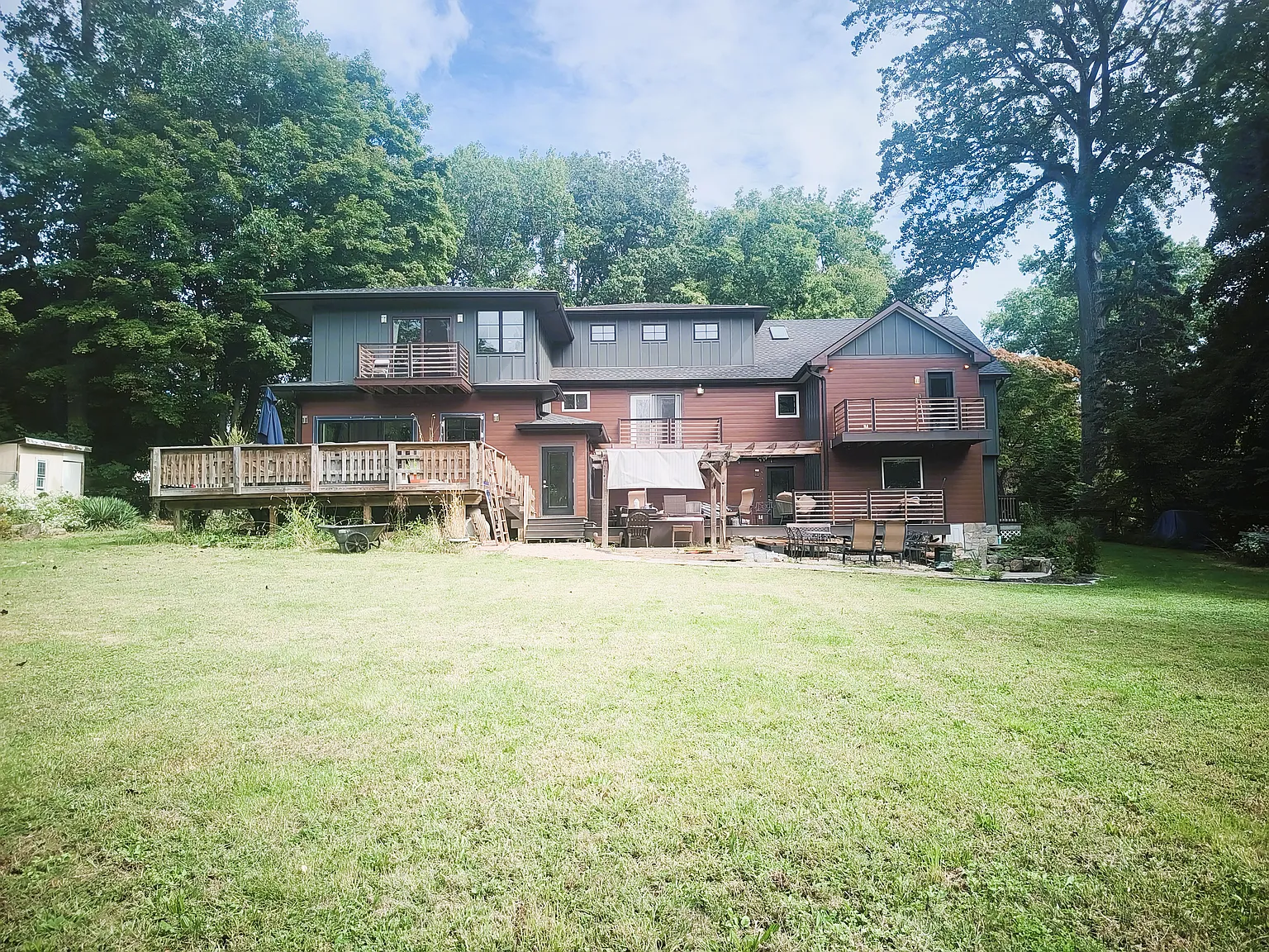 5 bed, 4500 sqft, $8,000 — Photo 3