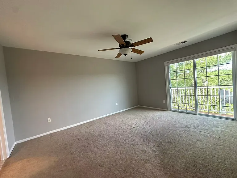 168 Potomac Dr — Photo 13