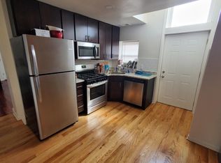 2938 W Armitage Ave #1R, Chicago, IL 60647