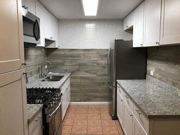 2nd image of 734 Dempster St