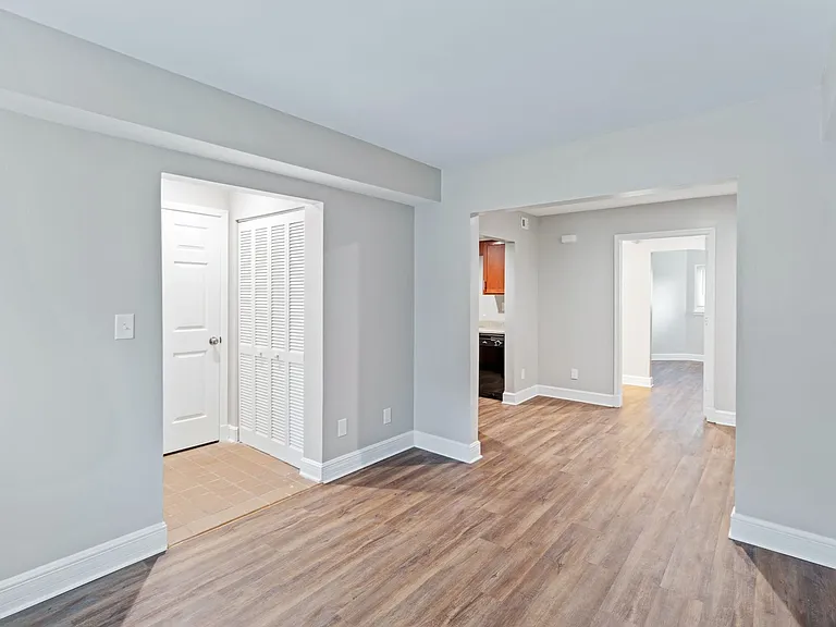 Station House Apartments — Photo 10