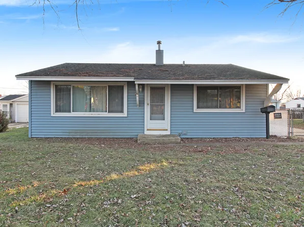 1844 Endicott Cir, Carpentersville, IL 60110