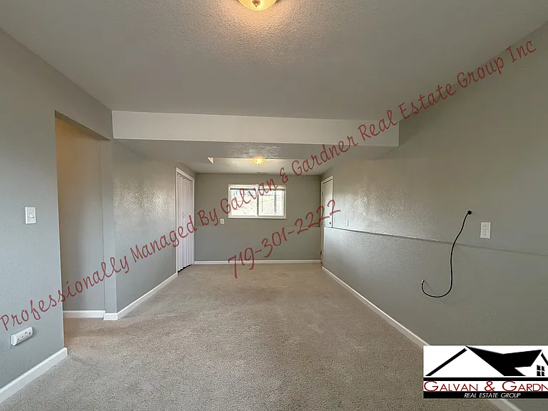 2039 Chamberlin S — Photo 11