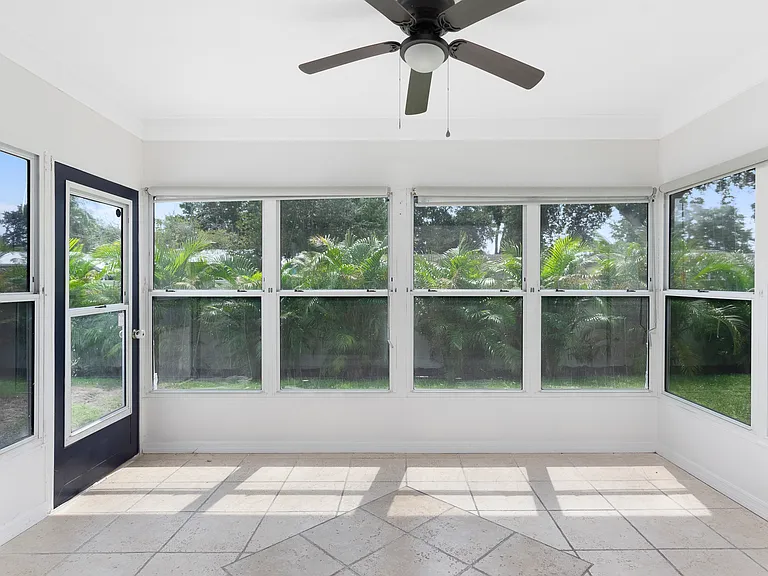 8349 Monarch Cir — Photo 23