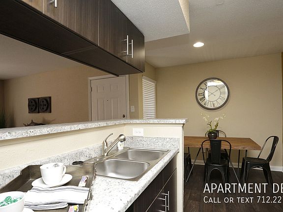 4th image of 702 Pineloch Dr #2161