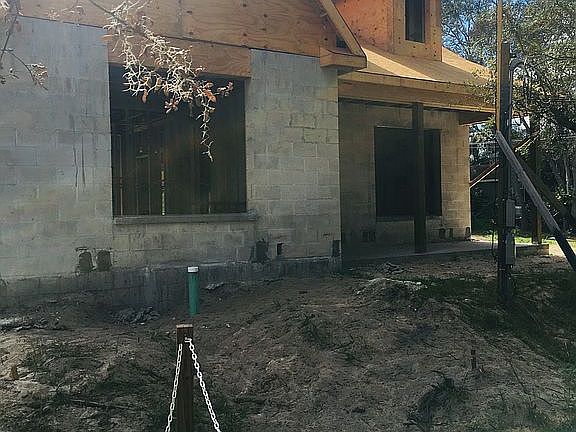 5th image of 202 Lakeview Dr
