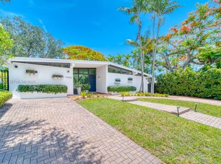 7055 SW 84th Ave, Miami, FL 33143