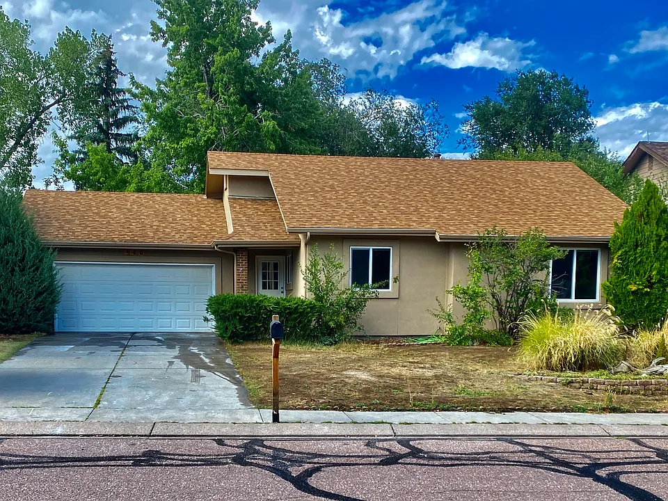 970 Bayfield Dr